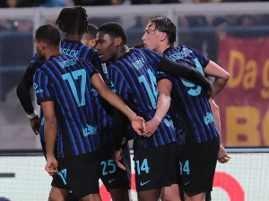 Интер убедљиво надиграо Лече и задржао лидерско место