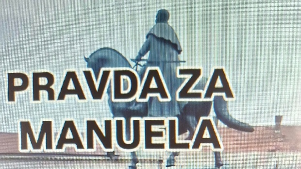 Између трагедије и правде