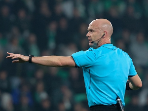 Чувени Енглез суди реванш Звезде и Лила