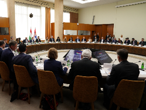 Месаровићева са Сијартом: Интензивираћемо сарадњу Србије и Мађарске