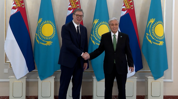 Свечани дочек за Вучића у председничкој палати у Астани, енергетика и вештачка интелигенција у фокусу разговора са Токајевом