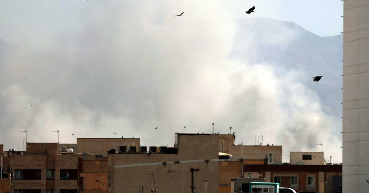 Гори Блиски исток – Израел и САД покренули напад на Иран; Техеран узвратио – експлозије широм Персијског залива