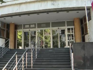 Протест запослених у ТОК-у у Устаничкој због усвојених правосудних закона