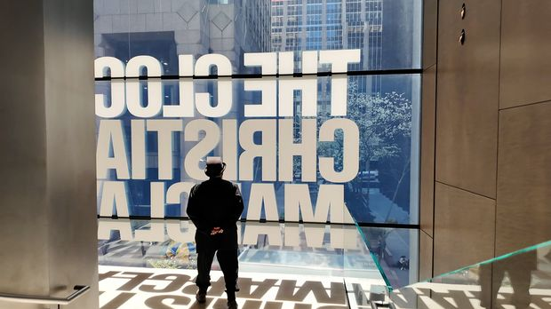 Авангарда, језик лудости: Илија