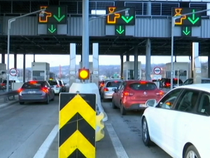 Обавезни ТАГ уређаји за камионе од 1. априла; Савић: Приходи неопходни за одржавање путева