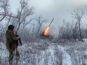 Украјина купује 250 борбених авиона; Русија: Води се хибридни рат против цивила