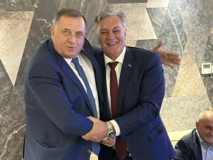 СНСД прогласио победу Синише Карана на поновљеним изборима за председника РС