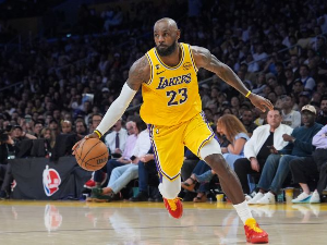 Лејкерси могу и без Луке, Леброн пресудио својим највећим ривалима