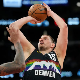 Денвер прекинуо низ пораза, трипл-дабл Јокића против Чикага