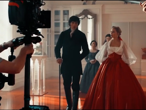 Филм „Оркански висови“ са Марго Роби и Џејкобом Елордијем стиже у биоскопе