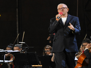 Звучни зид – Дејан Цукић