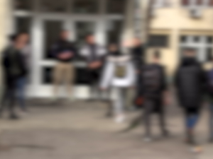 Када насиље постане садржај за мреже – снимак понижавања девојчице и туча ученика у Новом Саду