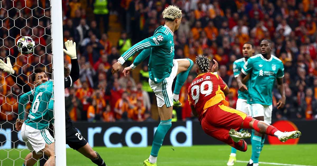 Истанбул поново прогутао Ливерпул, Галата ближа четвртфиналу