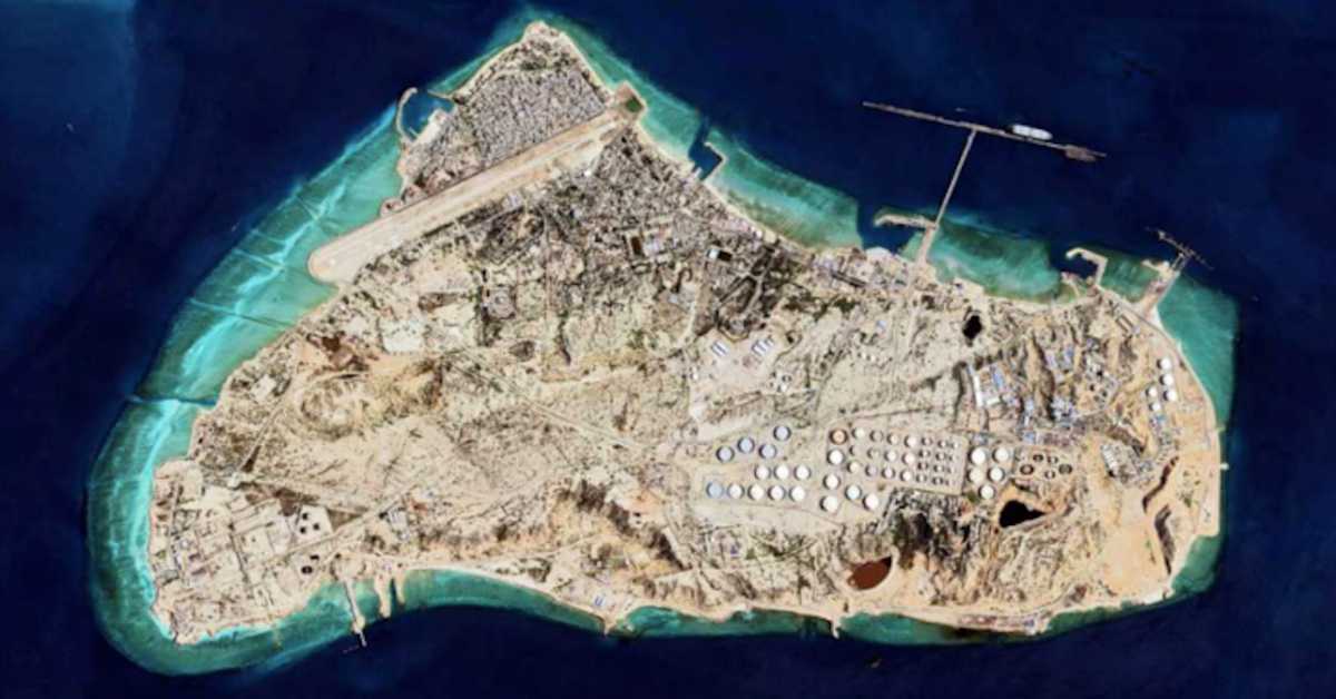 Американци бомбардовали иранско острво Харг – Трамп обзнанио ”најснажнији напад у историји Блиског истока”