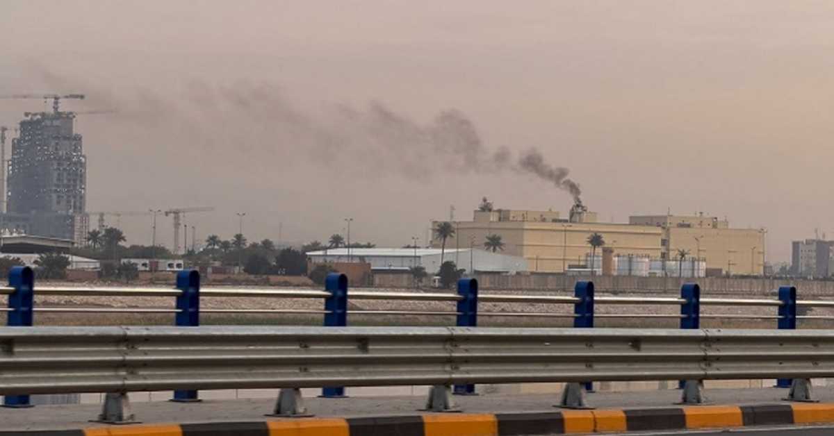 Трамп: Иран потпуно поражен, жели споразум који ја не бих прихватио; Ројтерс: Погођена америчка амбасада у Багдаду