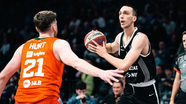 Центри водили Партизан до сигурне победе над Цедевита Олимпијом, црно-бели сигурни на првом месту