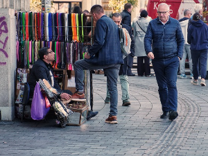 Мањи пад температуре, али и даље топло и сунчано