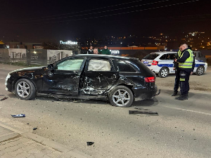 Судар аутомобила у Новом Пазару, повређено двоје деце
