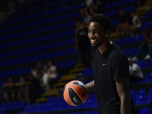 Милтон: Тимском игром и добром одбраном можемо да победимо Дубаи