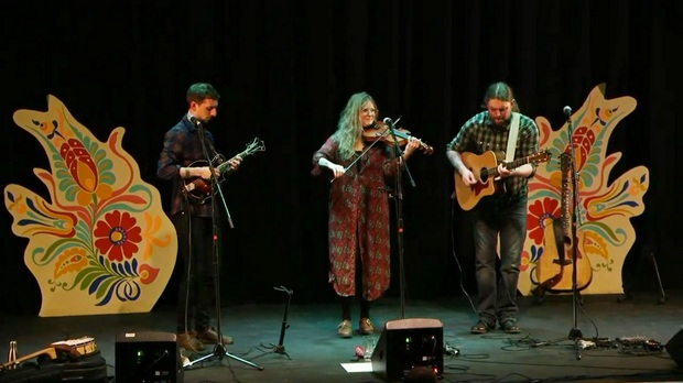 Музика света – Шеклтон трио