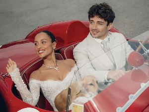 Оженио се Шарл Леклер – тајно венчање принца Монака није могло да прође без ферарија и Леа