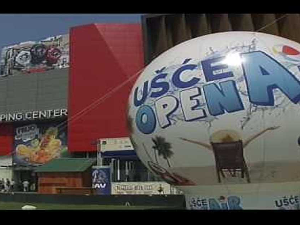 Архитектура данас: Тражни центри, шопинг