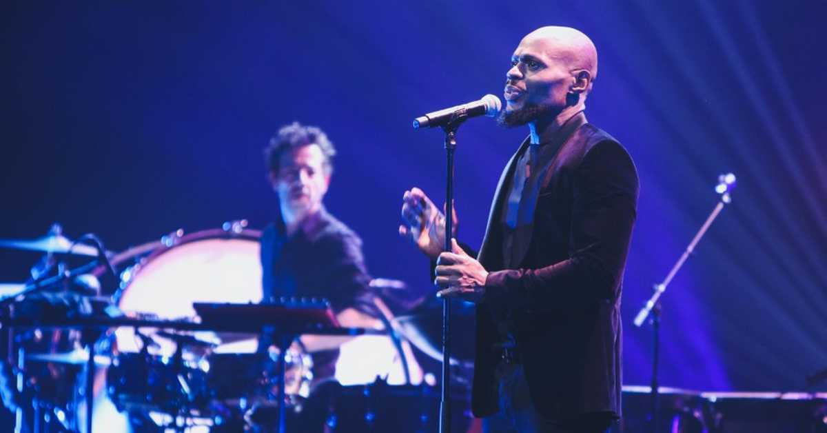 Кери Џејмс: Потрага једног песника