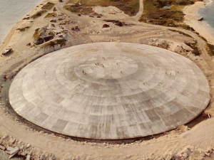 Заоставштина нуклеарног доба на Маршалским острвима – радиоактивна „гробница“ цури