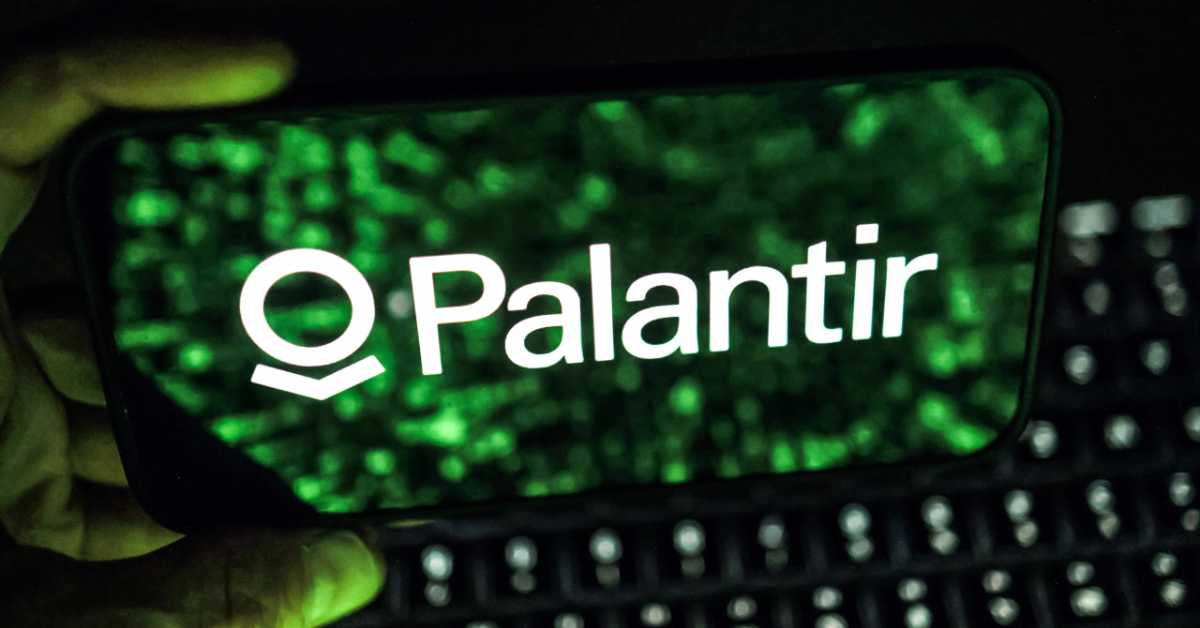 "Господар прстенова" у служби политике, бизниса и војске