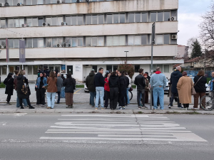 Приведена двојица студената у Новом Пазару због сумње да су претили председнику Србије