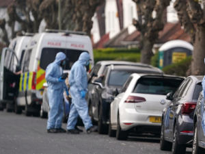 Две особе ухапшене у Лондону због напада на возила јеврејске хитне службе