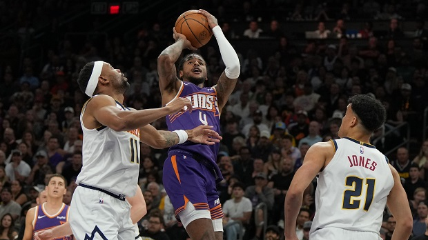 Јокић донео победу Денверу у Финиксу, трипл-дабл рекорд све ближе