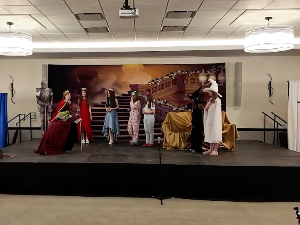 На сцени се вежбају српски језик и лепи манири