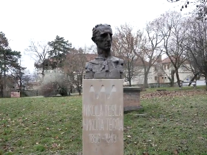 Никола Тесла у Мађарској - једина јавна биста великог научника у Будимпешти