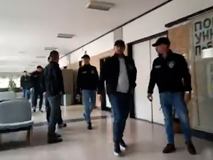 Полиција на Филозофском факултету спроводи истрагу о смрти девојке, тужилаштво сумња на пропусте управе