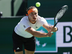 Серундоло није ни ознојио Зверева - Немац 25. пут у полуфиналу мастерса