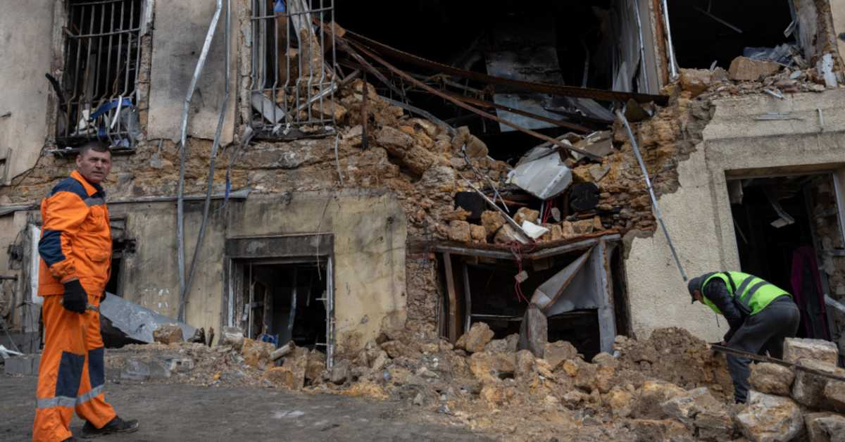 Зеленски: Повлачење наших трупа из Донбаса услов за крај рата;  Орбан о открићу контраобавештајне службе