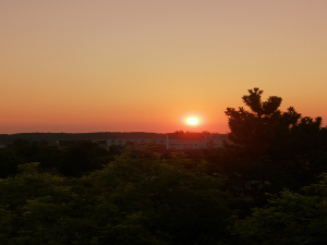Јутарњи програм из три студија