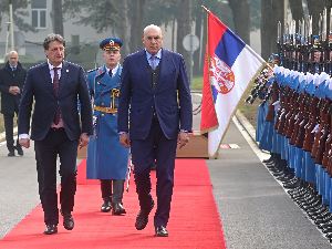 Гашић и Крозето о сарадњи Србије и Италије у области одбране и геополитикој ситуацији у свету