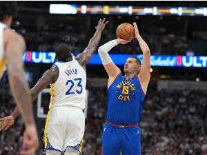 Јокић укључио МВП мод, Денвер силовитом трећом четвртином преокренуо и победио