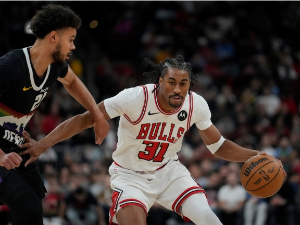 Чикаго отпустио Ајвија због негативних коментара на рачун ЛГБТ заједнице