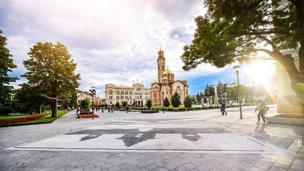 На три воде: Јутарњи програм из три студија