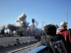 Вашингтон прети Техерану још снажнијим ударима; на нишану ИРГЦ "Гугл"  и "Епл" у региону