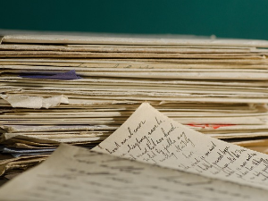 Женска паорска писма