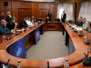 Састанак с пољопривредницима одржан у Влади; Гламочић: Прави дијалог  тек сада почео