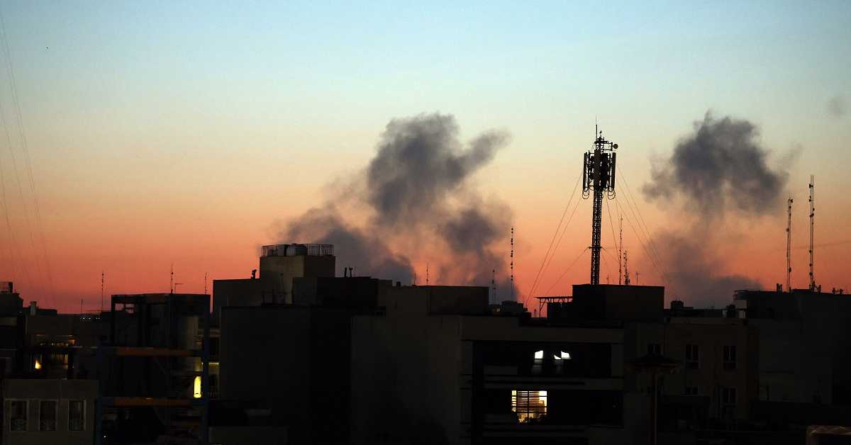 Заоштрава се сукоб на Блиском истоку – Иран одбацује предају, Вашингтон најављује наставак операција