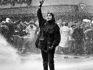 Три и по деценије од деветомартовских демонстрација