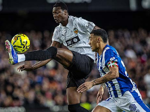 Фудбалери Валенсије преокретом до победе против Алавеса у Ла Лиги