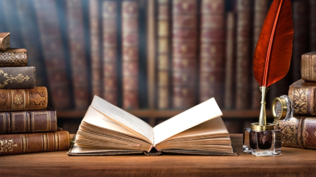 С песником у подне: ,,Наш језик” Николе Вујчића