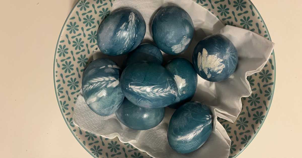 Обичаји, веровања, радост и симболика фарбања јаја